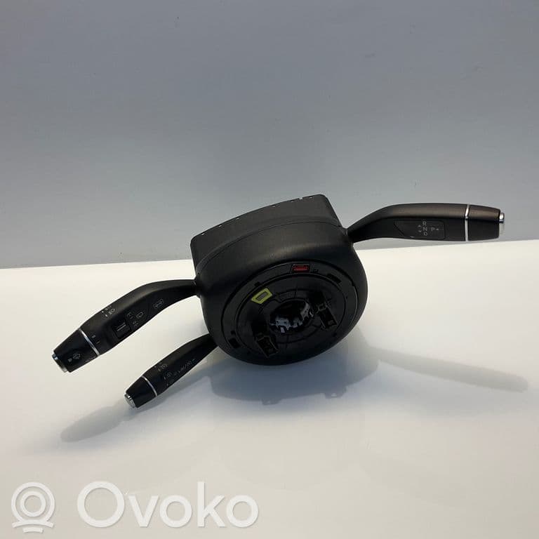 Wiper turn signal indicator stalk/switch