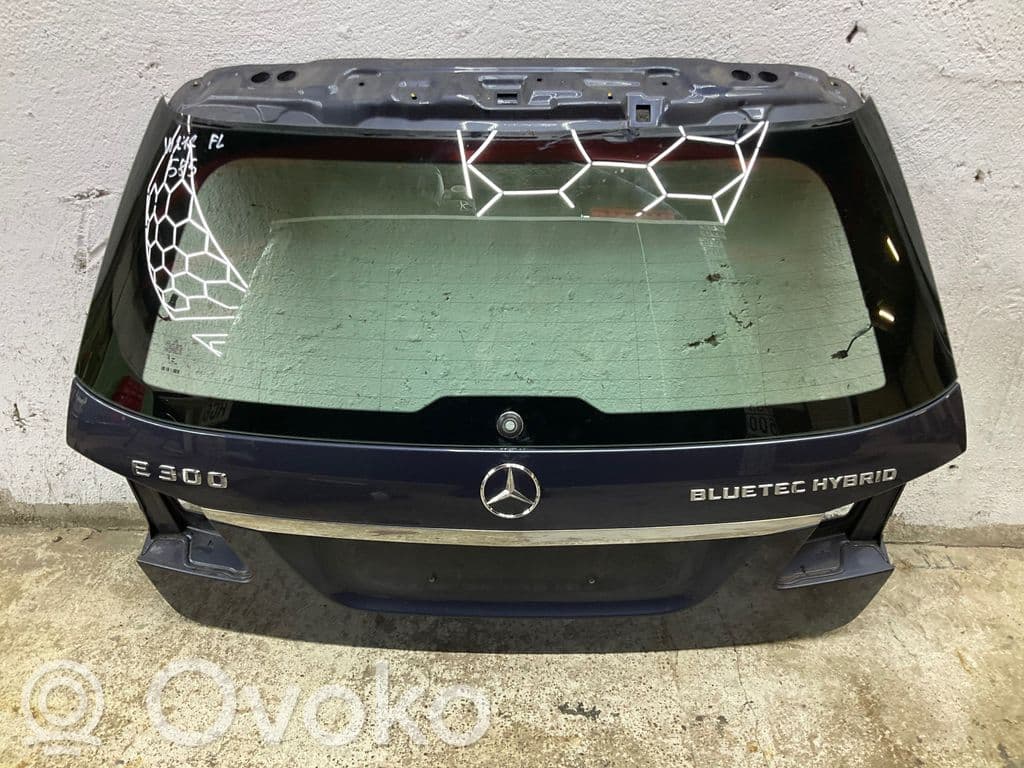 Tailgate/trunk/boot lid