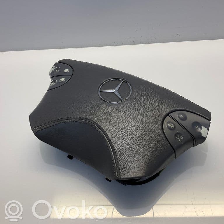 Steering wheel airbag